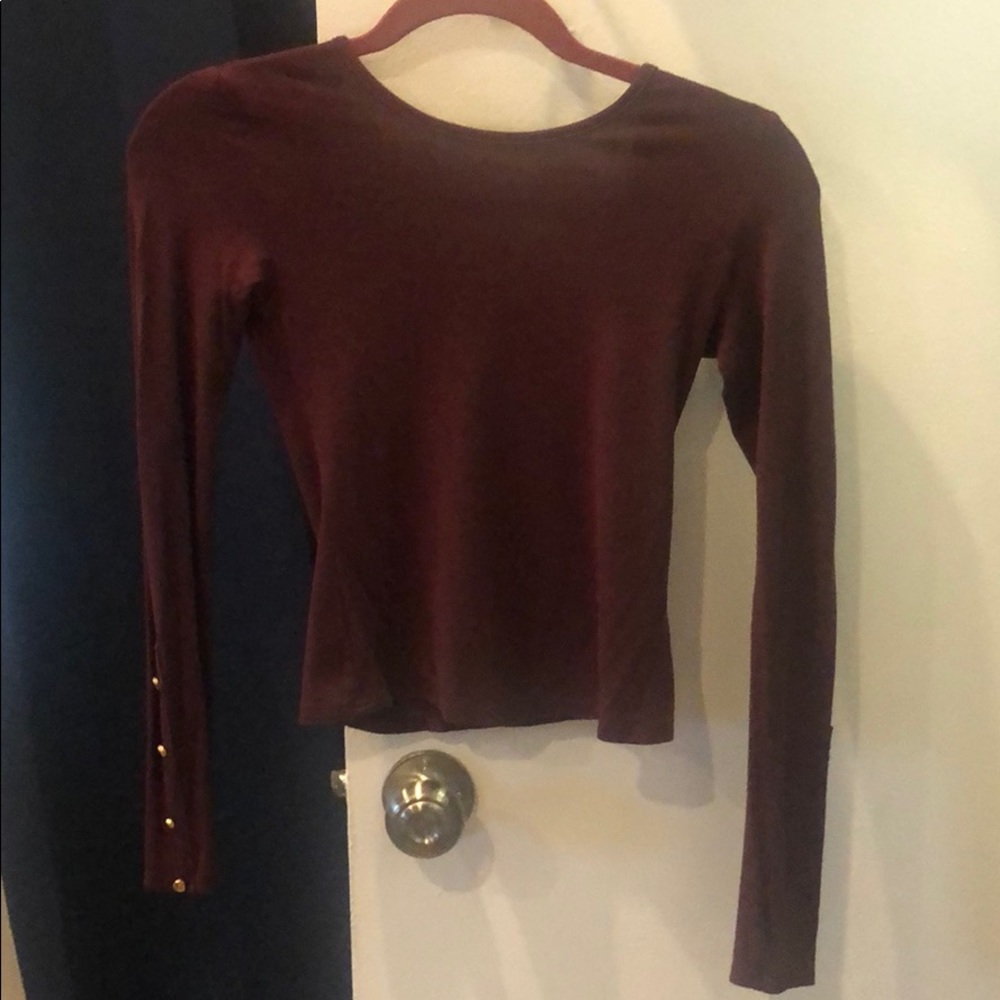 Off the shoulder crop top. Low back